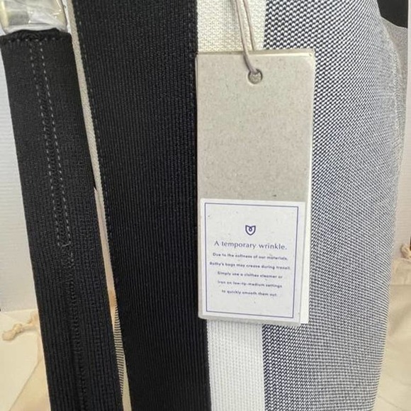 Rothy's Gray and Black Crossbody Bag - Picture 7 of 8